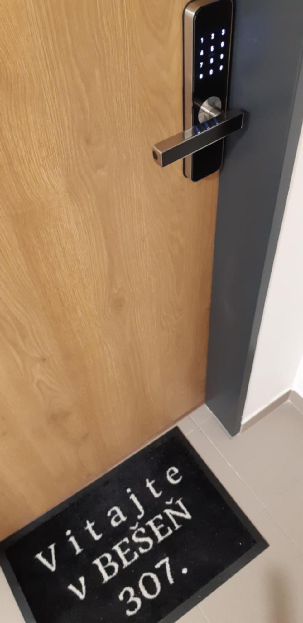 Bešeňová Apartman Besen 307 מראה חיצוני תמונה